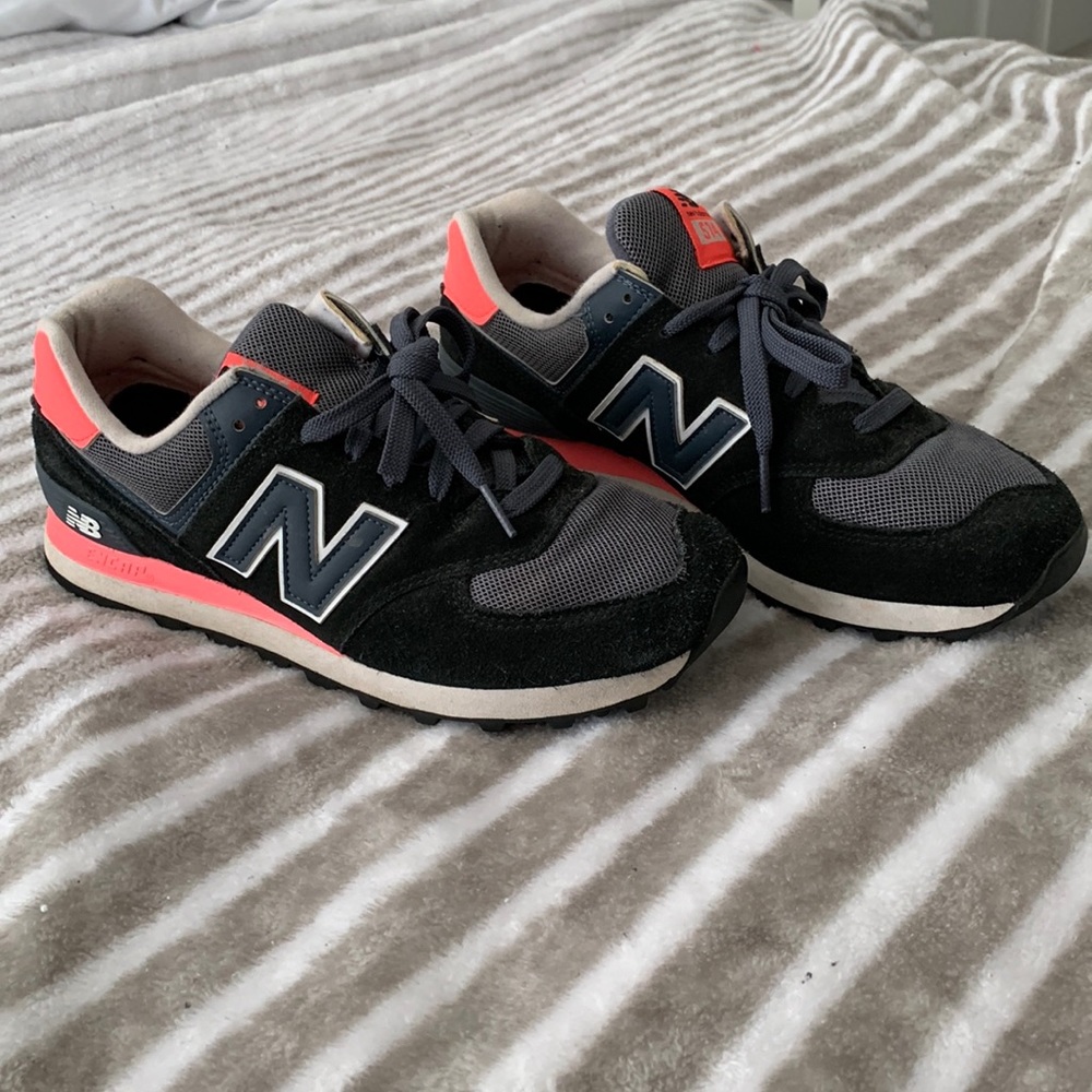 New Balance Womens Sneakers in Pink